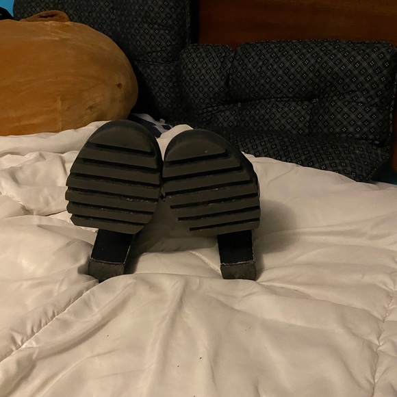 Women’s Black Combat Boot Heels size 10 - Picture 2 of 3